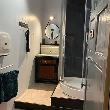 Tour Du Chateau De Gondole Le Cendre